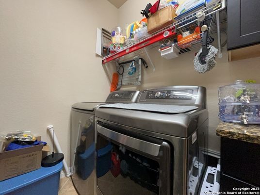 Interior, Washer