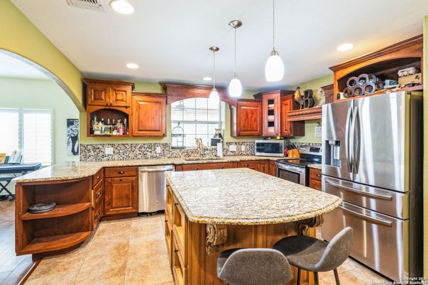 Interior, Kitchen, Pendant Lights, Recessed Lighting, Stainless Steel Appliances