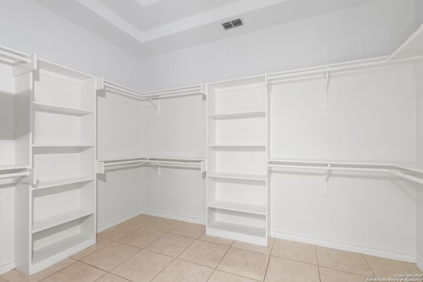 Interior, Walk-in Closets