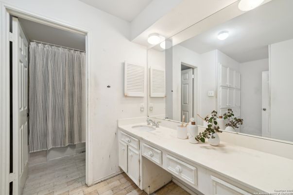 Bathroom, Dual Sink Vanities, Interior, Wood Texture Flooring
