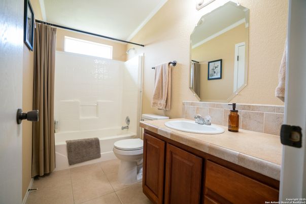 Bathroom, Interior, Tile Countertops