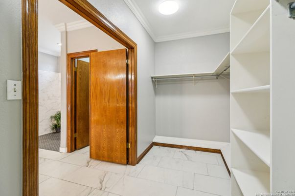 Interior, Marble, Walk-in Closets