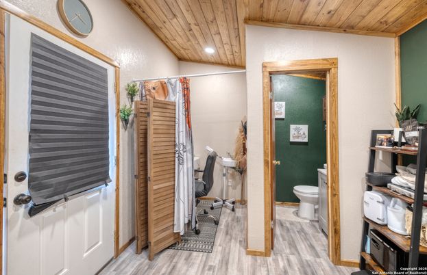 Bathroom, Interior, Recessed Lighting, Wooden Ceilings, Wood Texture Flooring