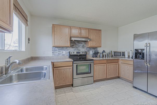 Interior, Kitchen, Stainless Steel Appliances