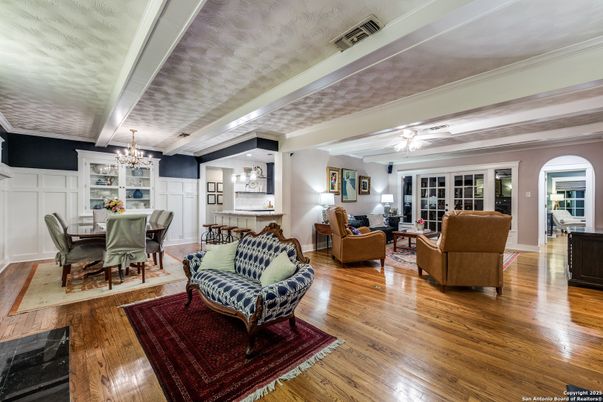 Chandelier, Dining room, Interior, Living room, Wood Texture Flooring
