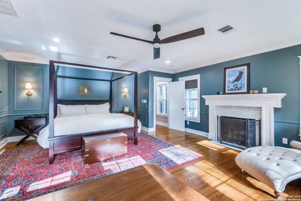 Bedroom, Fireplace, Interior, Recessed Lighting, Wood Texture Flooring