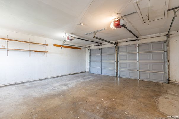 Garage, Interior
