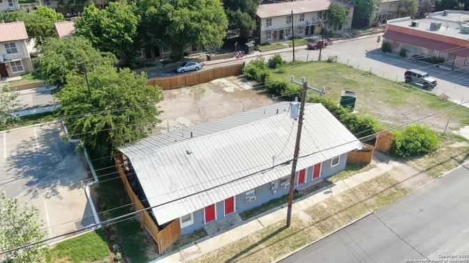 Exterior, Drone