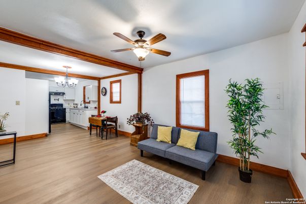 Chandelier, Dining room, Interior, Kitchen, Wood Texture Flooring