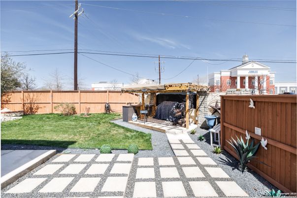 Backyard, Exterior