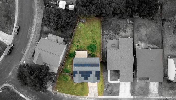 Exterior, Drone