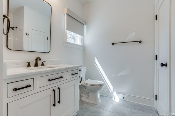 Bathroom, Interior
