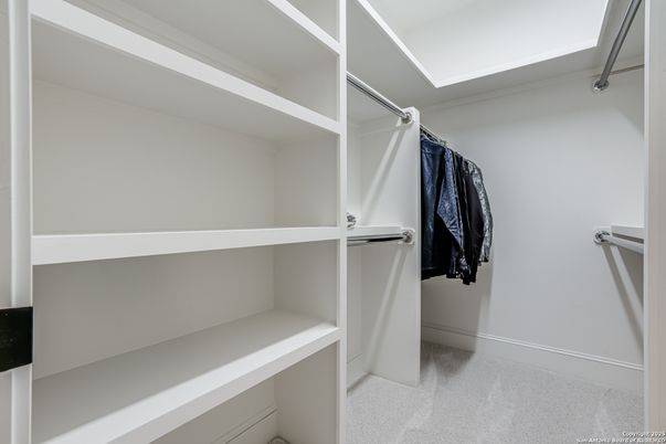 Interior, Walk-in Closets