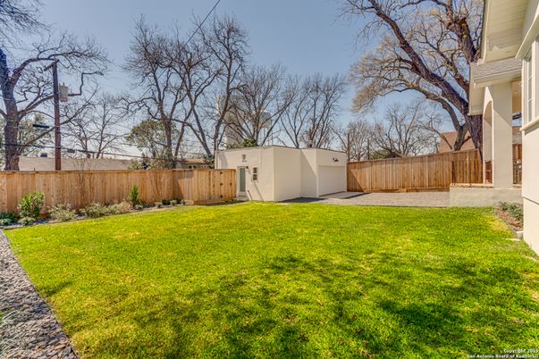 Backyard, Exterior