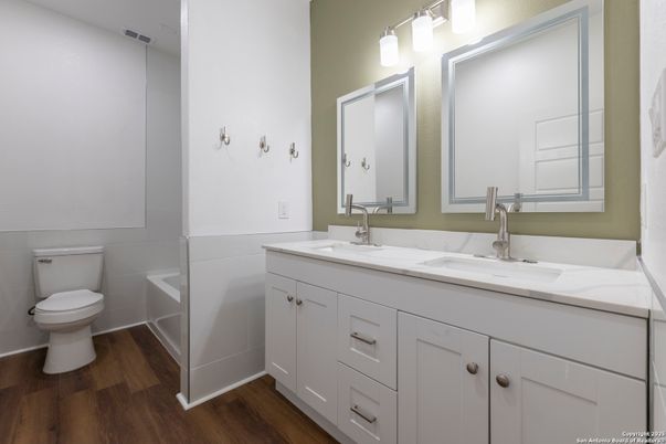 Bathroom, Dual Sink Vanities, Interior, Wood Texture Flooring
