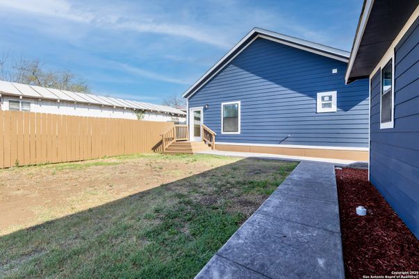 Backyard, Exterior