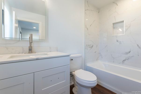 Bathroom, Interior, Marble Walls, Recessed Lighting, Wood Texture Flooring