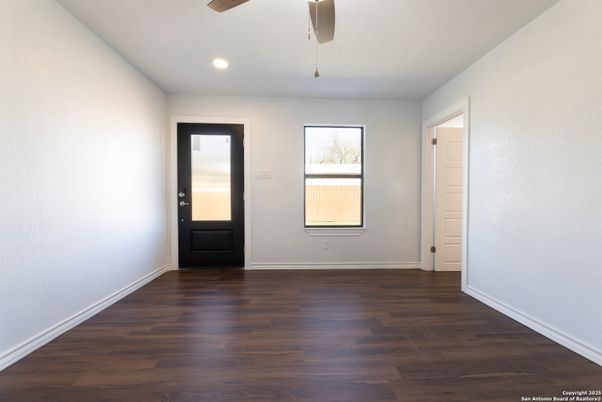 Empty room, Interior, Recessed Lighting, Wood Texture Flooring