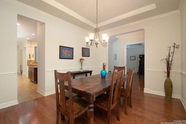 Chandelier, Dining room, Interior, Recessed Lighting, Wood Texture Flooring