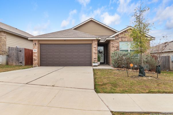 Attached, Exterior, Facade, Brick Facade, American Craftsman