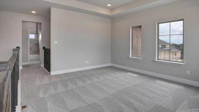 Empty room, Interior, Recessed Lighting