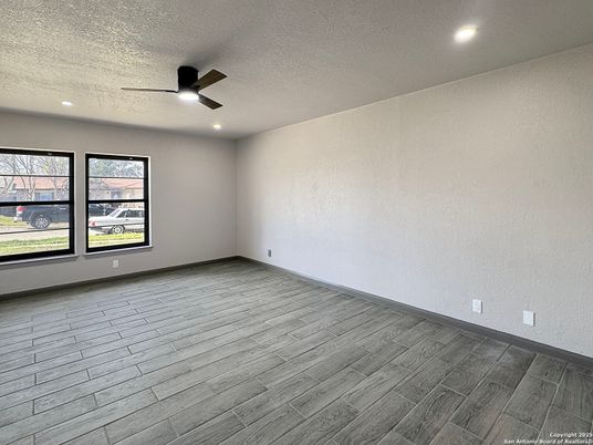 Empty room, Interior, Recessed Lighting, Wood Texture Flooring