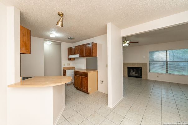 Fireplace, Interior, Kitchen