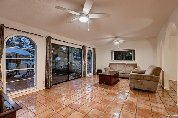 Dining room, Interior