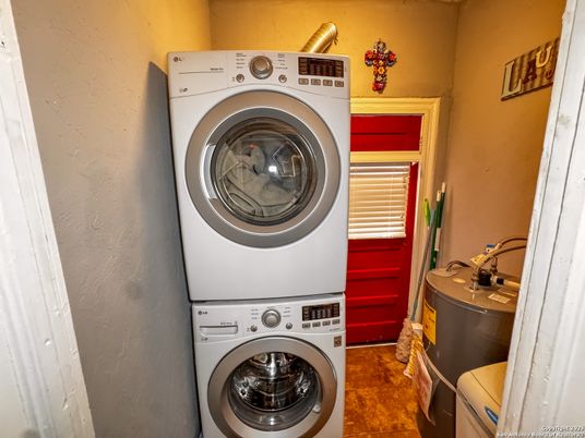 Interior, Utility Closets, Washer