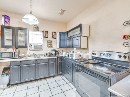 Interior, Kitchen, Pendant Lights