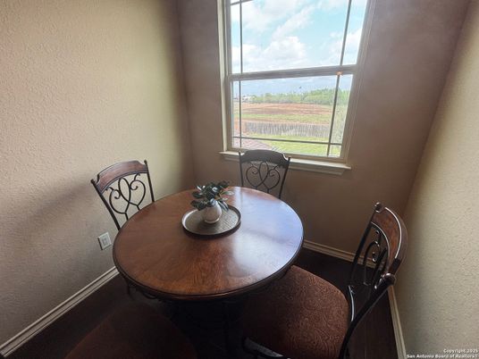 Dining room, Interior