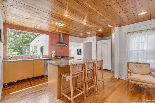 Interior, Kitchen, Recessed Lighting, Wooden Ceilings, Wood Texture Flooring