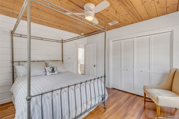 Bedroom, Interior, Wooden Ceilings, Wood Texture Flooring