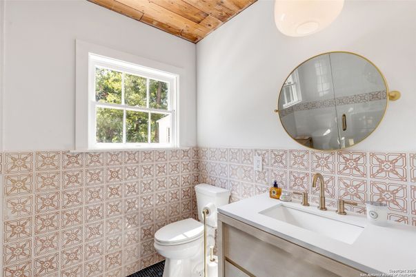 Bathroom, Interior, Wooden Ceilings