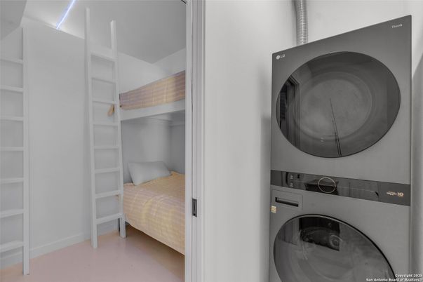 Bedroom, Interior, Utility Closets, Washer