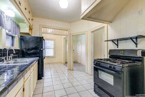 Interior, Kitchen, Tile Countertops