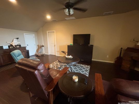 Dining room, Interior, Living room, Recessed Lighting, Wood Texture Flooring