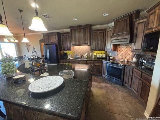 Interior, Kitchen, Pendant Lights, Recessed Lighting