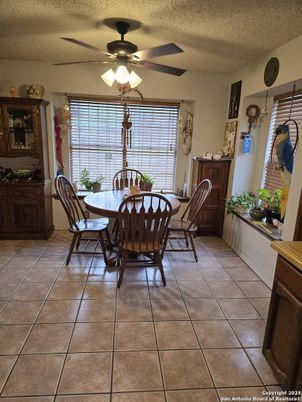Dining room, Interior