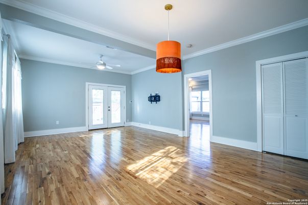 Empty room, Interior, Pendant Lights, Recessed Lighting, Wood Texture Flooring