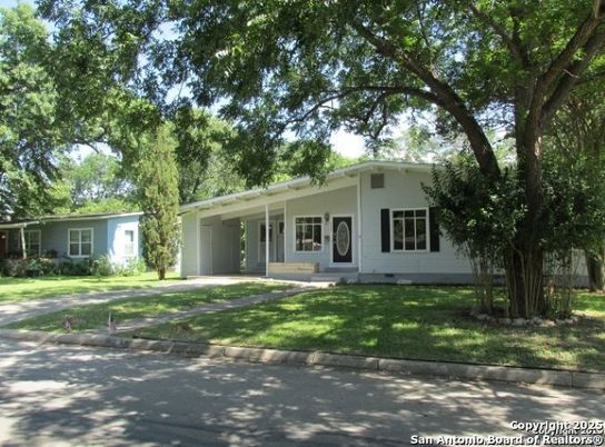 Attached, Backyard, Exterior, Facade, Ranch