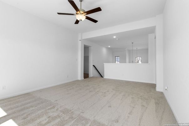 Empty room, Interior, Pendant Lights, Recessed Lighting