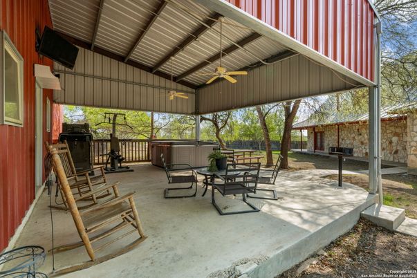 Exterior, Hot Tub
