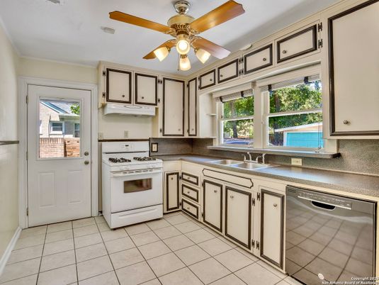 Interior, Kitchen