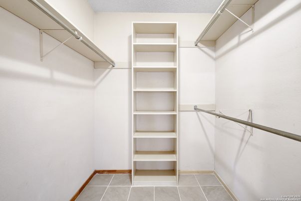 Interior, Walk-in Closets
