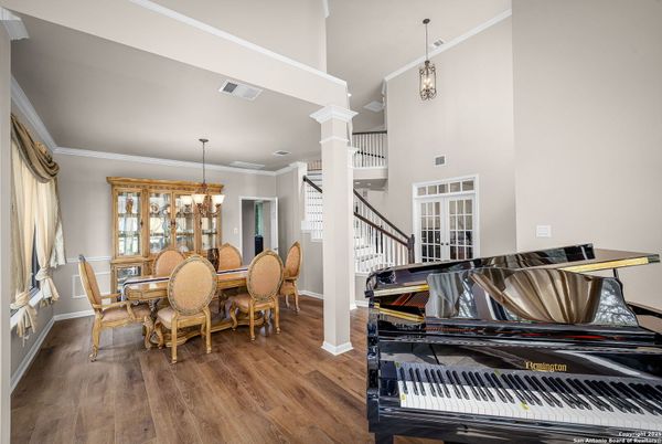 Chandelier, Dining room, Interior, Pendant Lights, Piano, Wood Texture Flooring