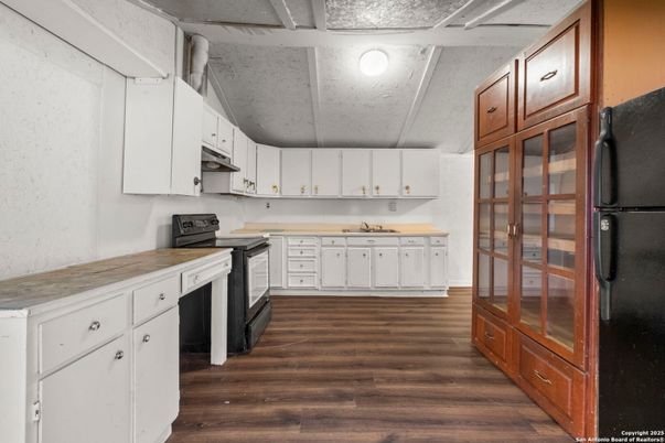 Interior, Kitchen, Wood Texture Flooring
