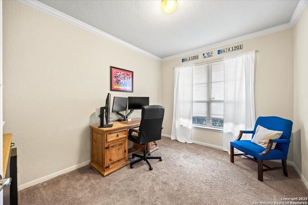 Home Office, Interior