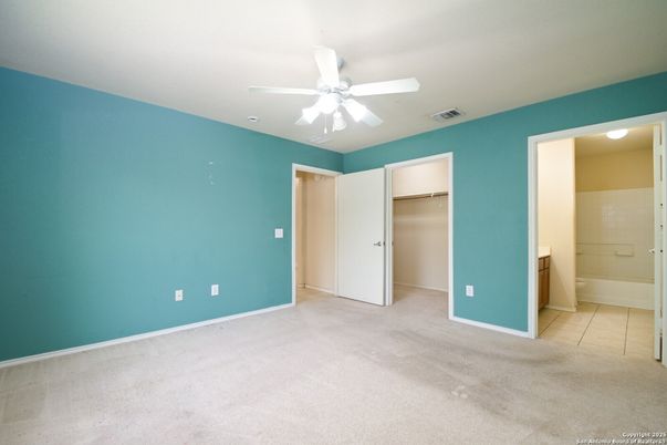 Bathroom, Empty room, Interior