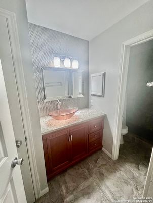 Bathroom, Interior